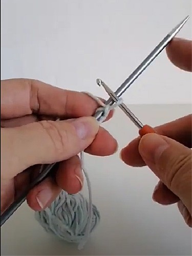 Эластичный набор петель для вязания резинки спицами. Фабричный набор петель на круговых спицах